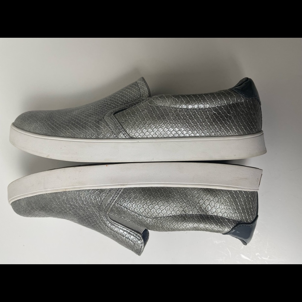 Dr.Scholl’s Memory Foam Cool Fit Woman’s Silver Snakeskin Slip On Flats 8.5M - Picture 5 of 9